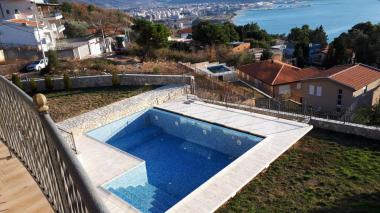 Beautiful modern villa in Bar, Shushanj, with panoramic sea views and pool