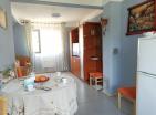 For sale a two-storey house 155 m2 with three bedrooms and garden