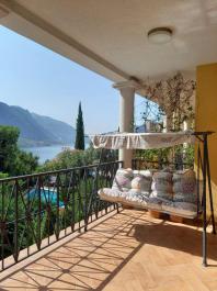 Big 2 storey apartments with pool in Orahovac with parking and great sea view