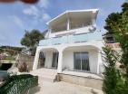 New villa 205 m2 in Bar with sea view