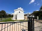 Two new houses in Uteha with sea view next to the beach