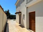 Two new houses in Uteha with sea view next to the beach