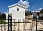 Two new houses in Uteha with sea view next to the beach