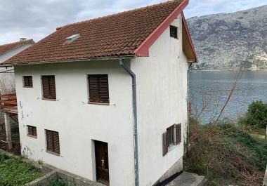 House for sale in Stoliv for hostel or mini hotel