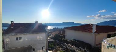 Mini hotel in Tivat as ready-made business for 5 apartments