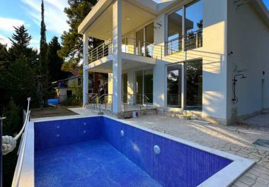 New lux villa in Bar, Zelenij Pojas with pool and panoramic view