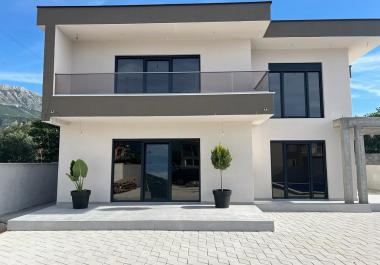 New villa in Bar, Polje with pool and big land plot