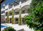 Sold  : Luxury villa in Risan with pool and private boat parking