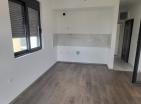 New-build 2-room apartment 42 m2 with parking in Ulcinj