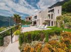 Luxurious 6-room villa first line with sea view and pool in Morinj, Kotor