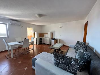 Luxury 3 storey sea-view mini-hotel with 11 separate apartments