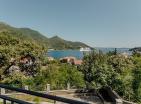 Big sunny apartment 100 m2 with sea view in Kamenari 200 from the sea