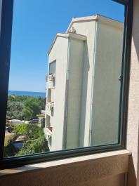 Sea view apartment 49 m2 in prime Petrovac location for sale