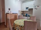 Sunny studio 35 m2 for sale in Petrovac near supermarket, bargain price