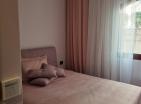 Luxury 3 rooms beachside apartment 86 m2 in Petrovac