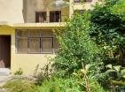 Sunny 2 bedrooms apartment 60 m2 in Becici with garden near Splendid