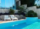 Stunning sea-view penthouse next to Old Town of Budva with pool access