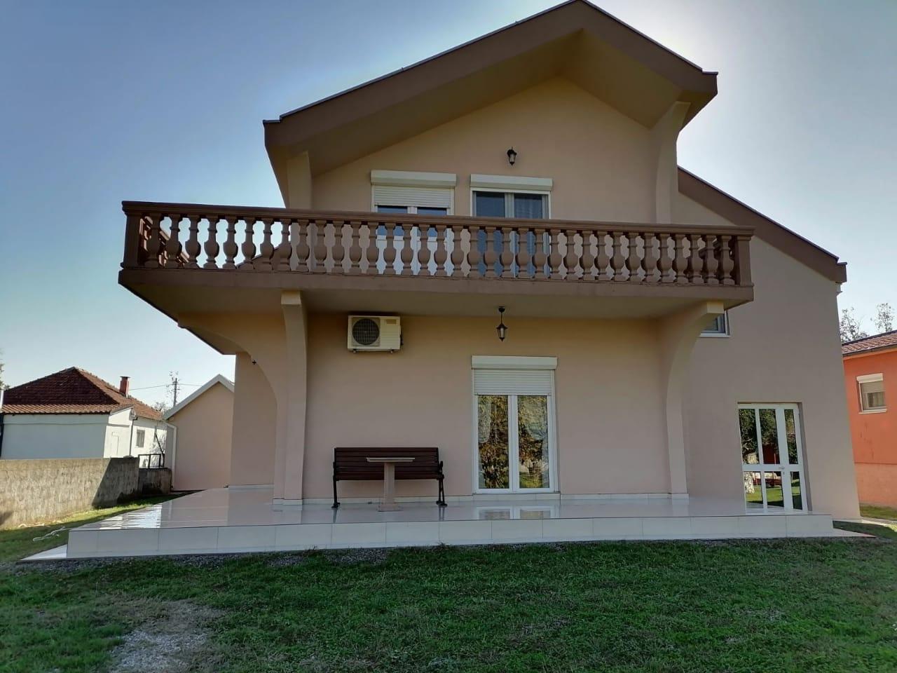 New luxury villa in Podgorica with 3 apartments and big land plot