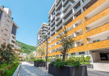 Modern studio with terrace in Budva next to Old Bakery residence 600 m from sea