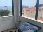 Sea view apartment 50 m2 in Petrovac with terrace 350 m to beach