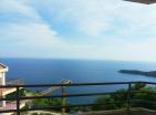 Breathtaking sea-view apartment 143 m2 with 4 bedrooms in Seoca near Budva