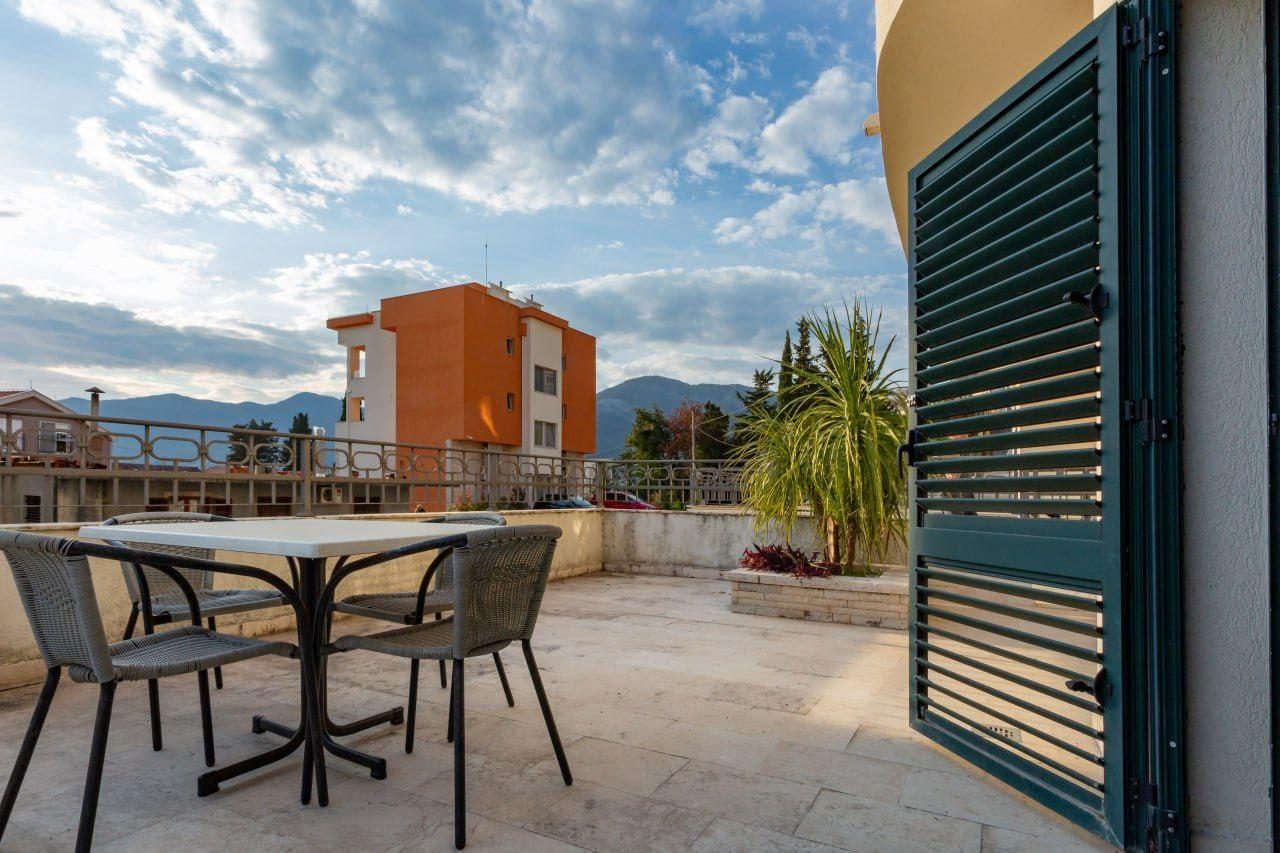 Charming Tivat apartment 42 m2 with terrace near PortoMontenegro