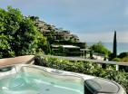 Luxury 2 bedroom apartment in Dukley Gardens villas, Budva on 1 line