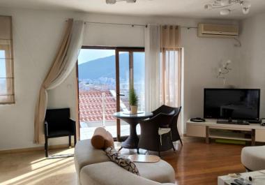 Stunning sea view 124m2 flat in Budva with two terraces