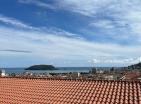 Stunning sea view 124m2 flat in Budva with two terraces