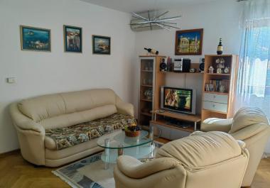 Stunning furnished 48 m2 flat in Petrovac just minute from beach and market