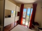 Sea view 36 m2 apartment in Petrovac with two balconies