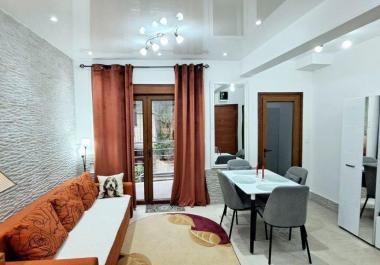 Stunning Bay view 77 m2 flat in Tivat just 10 minutes to the sea
