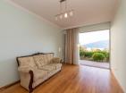 Luxurious three bedrooms 107 m2 flat in Đenovići with panoramic bay views