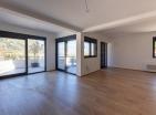 Stunning 183 m2 house in Kotor with terrace and bay view