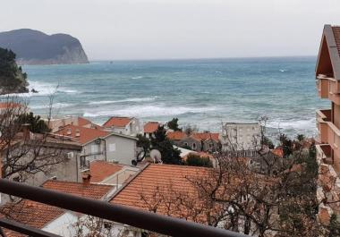 Stunning seaview 82 m2 apartment in Petrovac for sale