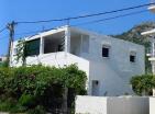 Big two storeys 120 m2 house in Sutomore with 4 bedrooms