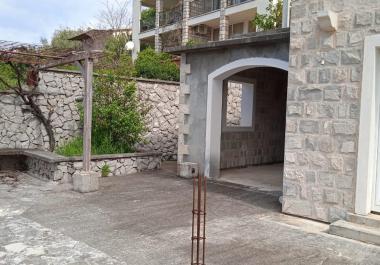 200 m2 house in Bigova with sea and mountain views