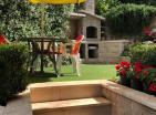 Luxury 178 m2 villa in Đuraševići just 30 m from sea with panoramic views