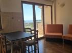 Furnished 46 m2 flat in Petrovac with garage parking