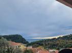 Furnished 46 m2 flat in Petrovac with garage parking
