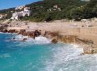 Seaside 3 floors 213 m2 villa for sale in Utjeha just 50m from the beach