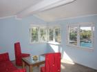 Seaside 3 floors 213 m2 villa for sale in Utjeha just 50m from the beach