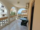 Sunny 34 m2 apartment in Petrovac with terrace just steps from the sea