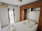 Sunny 34 m2 apartment in Petrovac with terrace just steps from the sea