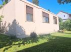 Charming 80m2 house in Sutomore 400 m from sea with expansion potential