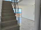Modern seaside 65 m2 apartment in Dobra Voda with sea views and parking