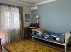 Stunning sea view income 205 m2 property in Sutomore