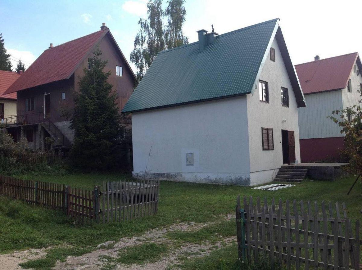 Half-house in Žabljak 56 m2 with three bedrooms for sale