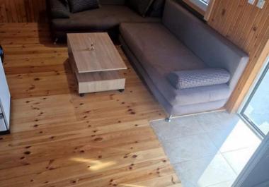 Charming two-storey house in Žabljak with two bedrooms, perfect for investment