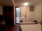 One room studio 26 m2 in Budva in 150 m from sea with garden view